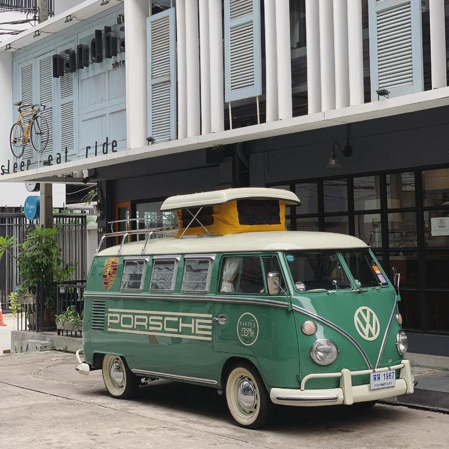 Nandha Hotel Bangkok Exterior foto